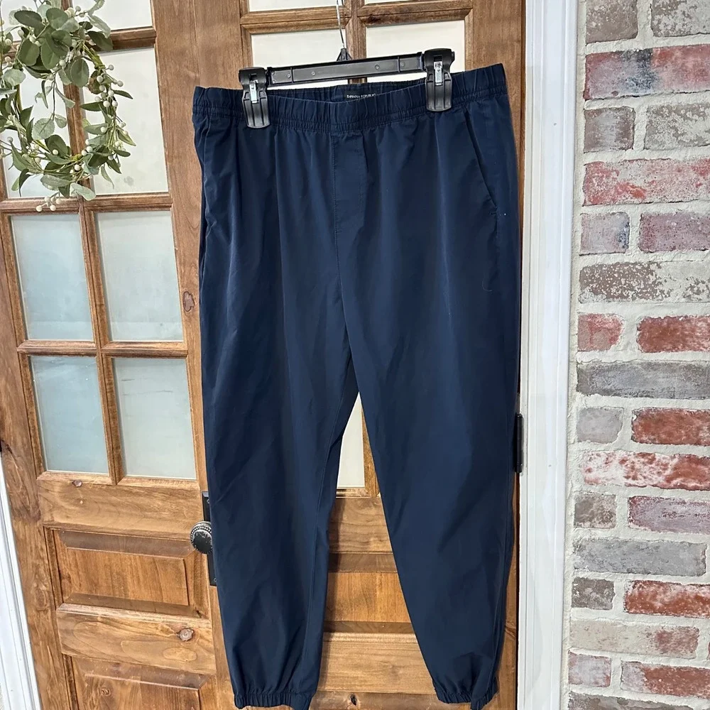 Banana Republic Jogger Pants Mens XL Navy Blue Elastic Waist Performance Track